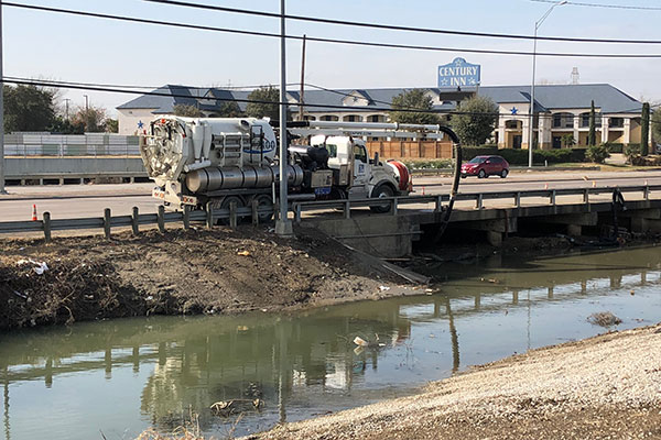 Large Culvert Cleaning Project | Kleen Pipe Underground Pipe Maintenance